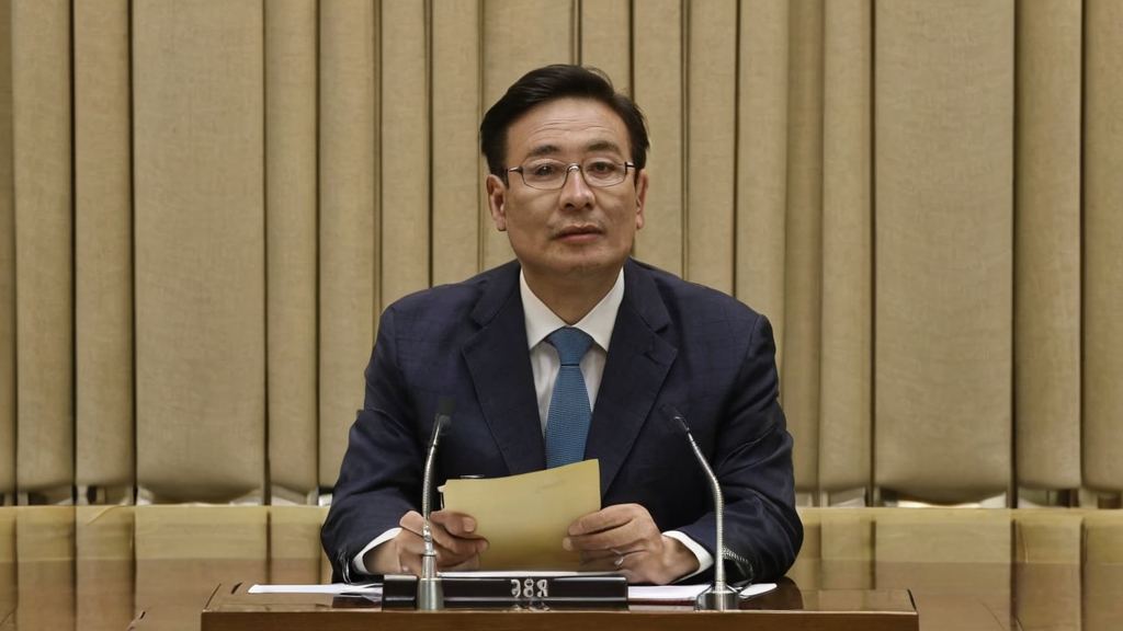 娱乐吃瓜大V揭秘，从幕后推手到网络明星的娱乐圈真相
